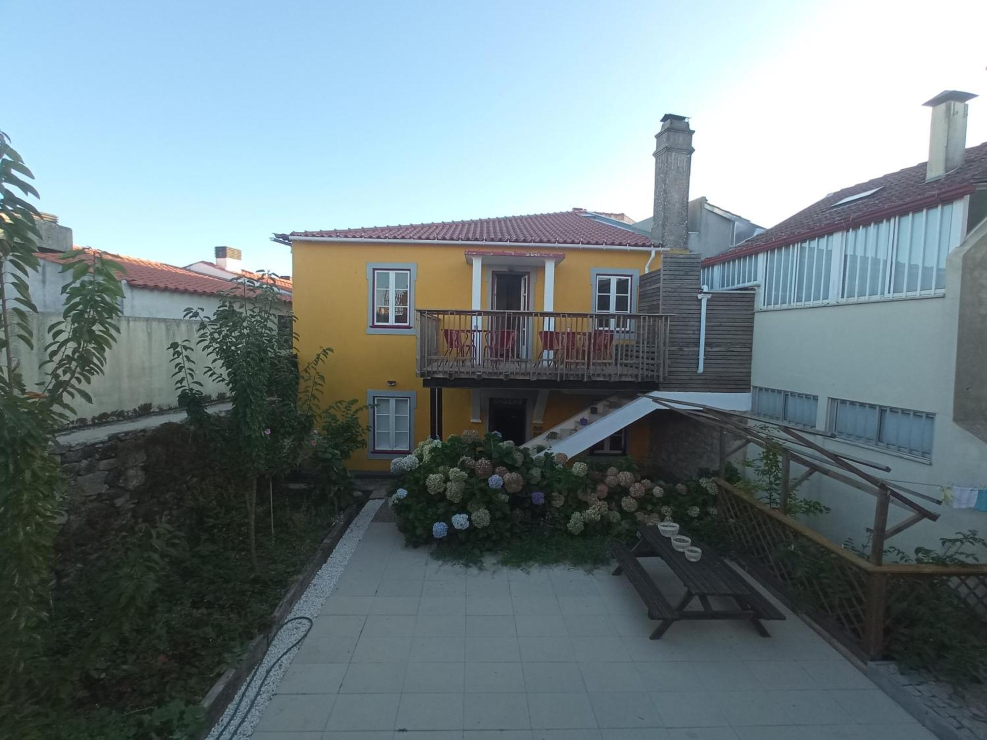 Urbe Sanchina - Hostel & Suites Guarda Bagian luar foto