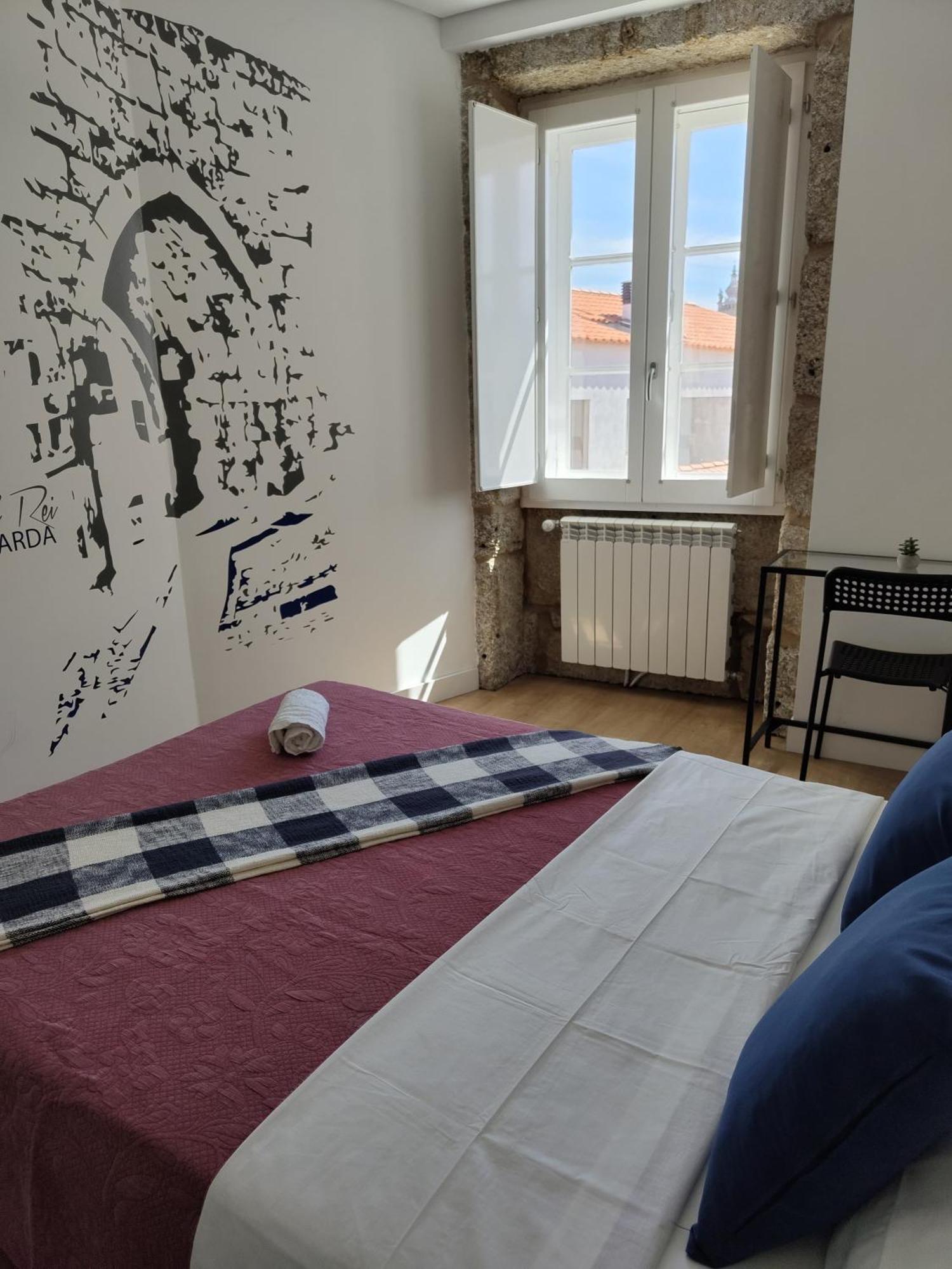 Urbe Sanchina - Hostel & Suites Guarda Bagian luar foto