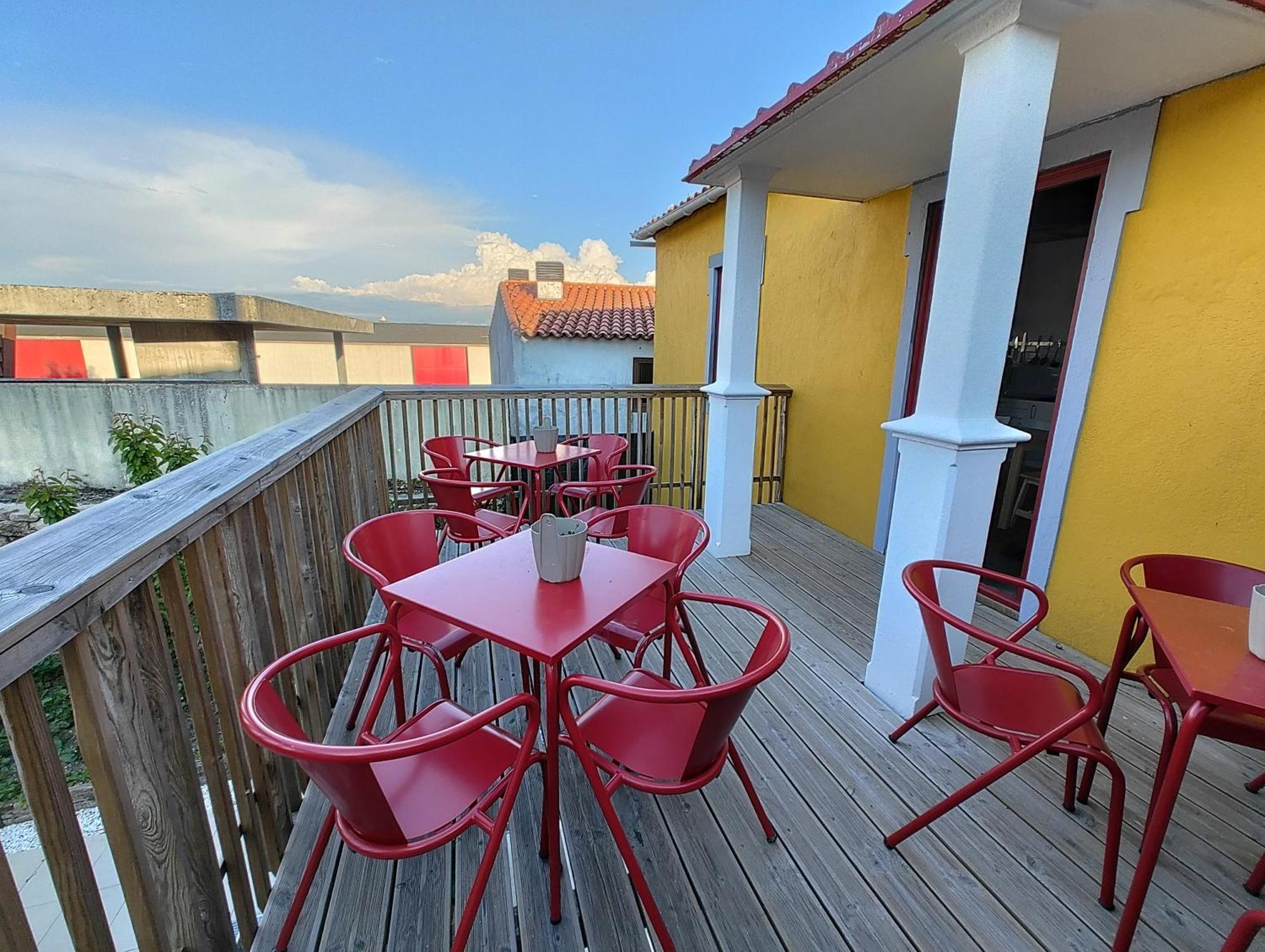 Urbe Sanchina - Hostel & Suites Guarda Bagian luar foto